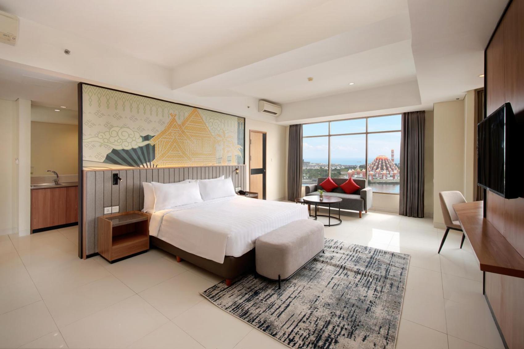 Aston Inn Pantai Losari Makassar Exteriör bild