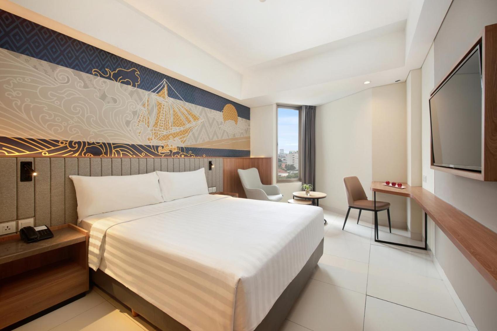 Aston Inn Pantai Losari Makassar Exteriör bild